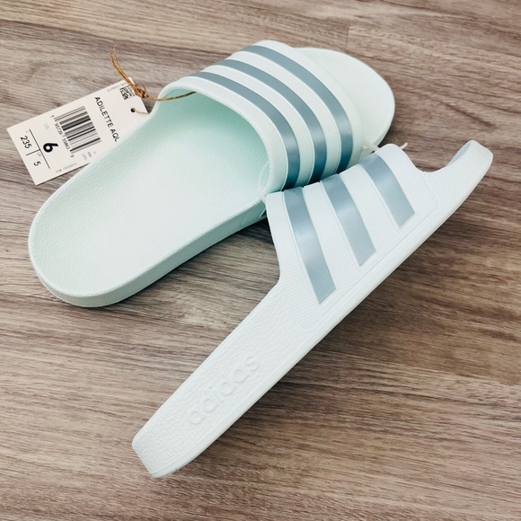 Adidas Adilette Aqua Slide Sandals - Picture 6 of 6
